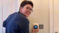 Before you crank up the thermostat, try these tips to keep your house warmer for longer — BBC Business, Riverview Business news