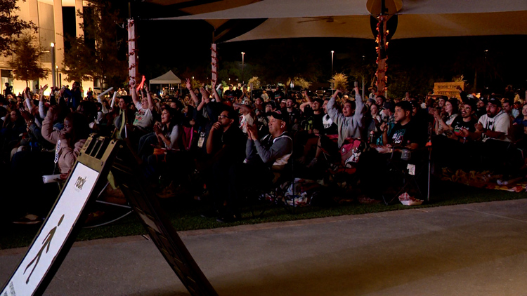 “Go Spurs Go” | Spurs fans gather at The Rock at La Cantera for season opener watch party — KENS 5 (San Antonio), Riverview Sports news