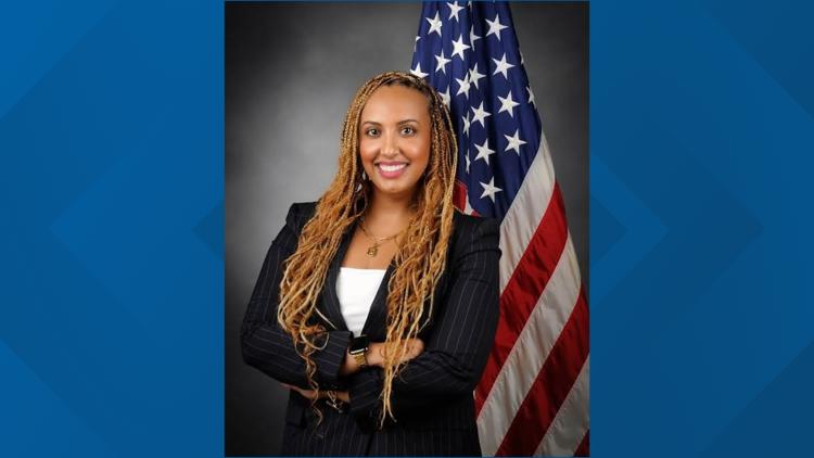 'Just not fair': Dallas Police Association says top department spokesperson should be on leave amid investigation — KVUE (Austin), Riverview Community news
