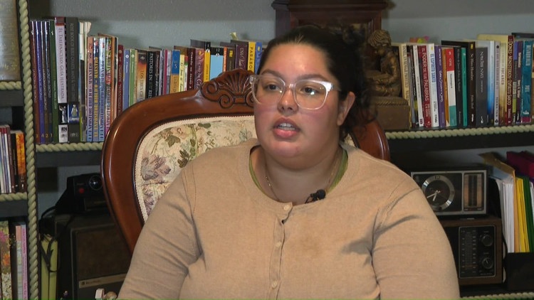 Teacher who helped students escape Polk school bus crash says she did what any mother would do — WTSP 10 Tampa Bay, Riverview Schools news