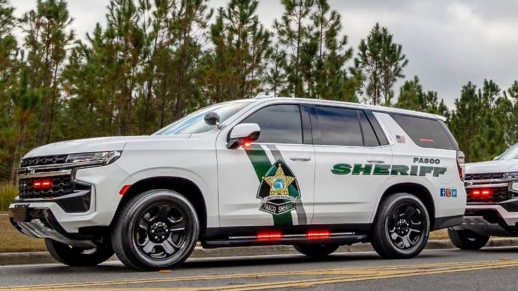 Deputies investigate death of man found unresponsive in car in New Port Richey — WTSP 10 Tampa Bay, Riverview Community news