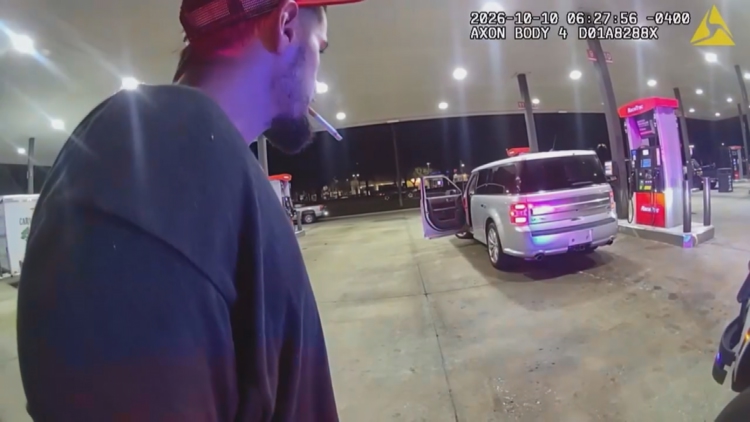 VIDEO: Deputies find 4 grams of fentanyl during traffic stop of a car with no tags in Tampa, HCSO says — WTSP 10 Tampa Bay, Riverview Community news