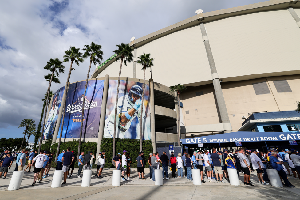 World Series, Game 3 live updates: Tampa Bay Rays vs. Milwaukee Brewers — FOX 13 Sports Tampa Bay, Riverview Sports news