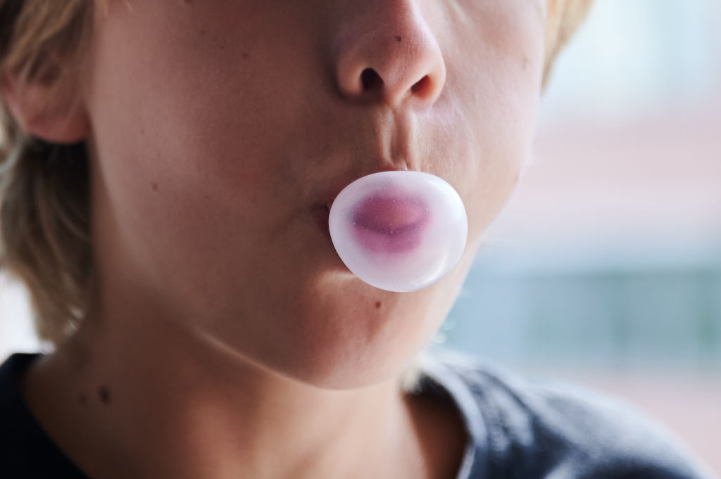 Chewing gum could soon be banned in NJ: Here's when and why — FOX 13 Tampa Bay News, Riverview Community news