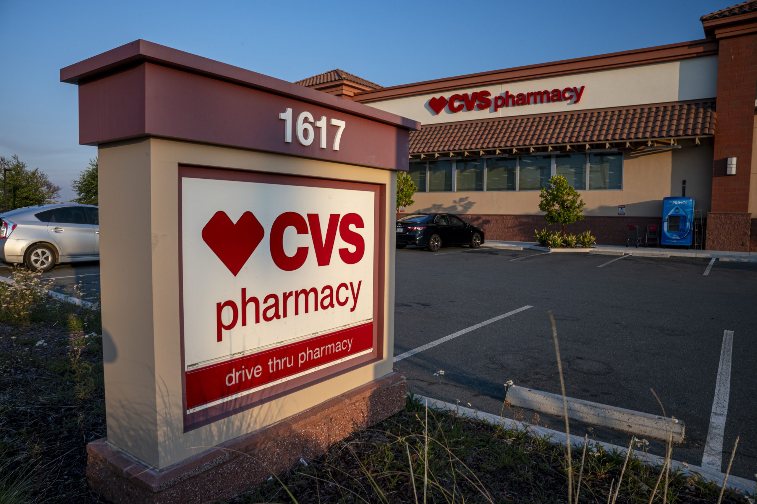 CVS to pay $315M after settlement in DOJ lawsuit over controlled prescriptions — FOX 13 Tampa Bay News, Riverview Health news