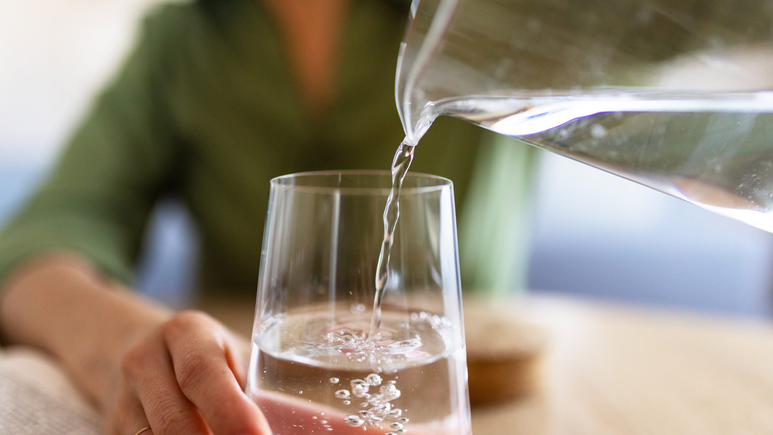 Diet soda vs water: Study reveals which beverage is better for weight loss — FOX 13 Tampa Bay News